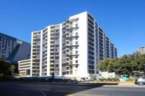 Upmarket Sandton Hydro Park Apartments